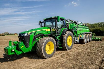 Ilyen olajat tölts a traktorodba!